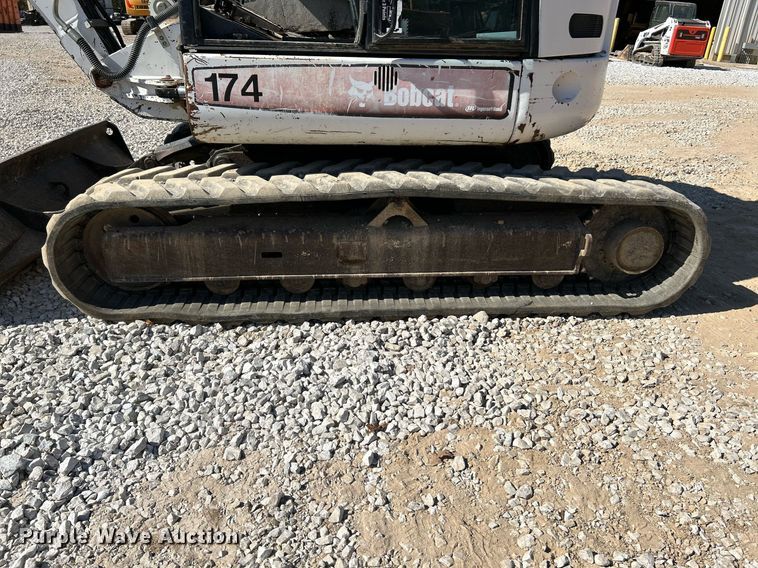 image for item NR9027 2005 Bobcat 442C  mini excavator