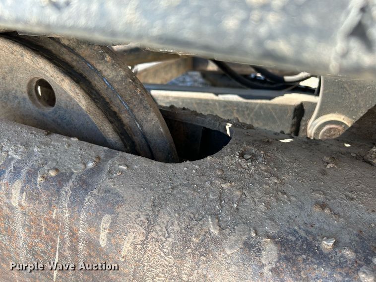 image for item NR9027 2005 Bobcat 442C  mini excavator