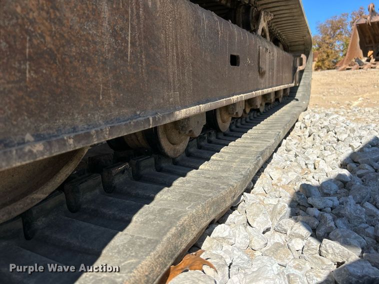 image for item NR9027 2005 Bobcat 442C  mini excavator