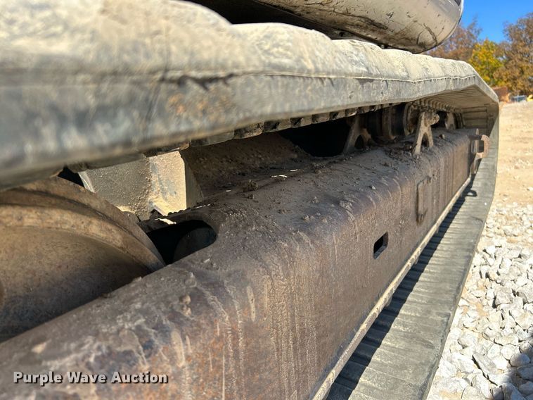 image for item NR9027 2005 Bobcat 442C  mini excavator