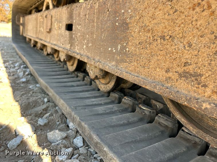 image for item NR9027 2005 Bobcat 442C  mini excavator