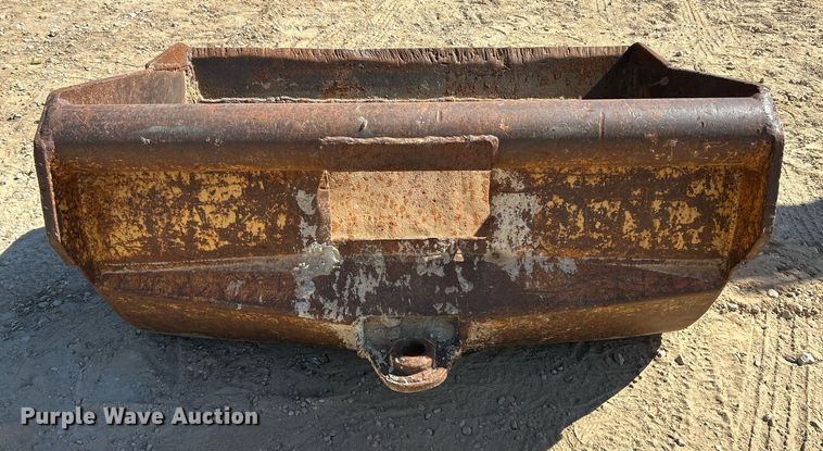 image for item NR9027 2005 Bobcat 442C  mini excavator