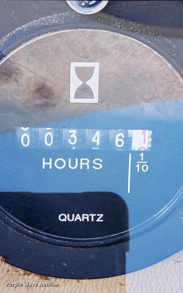 image for item NR9028 2000 New Holland EC600  excavator