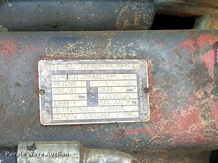 image for item NR9028 2000 New Holland EC600  excavator