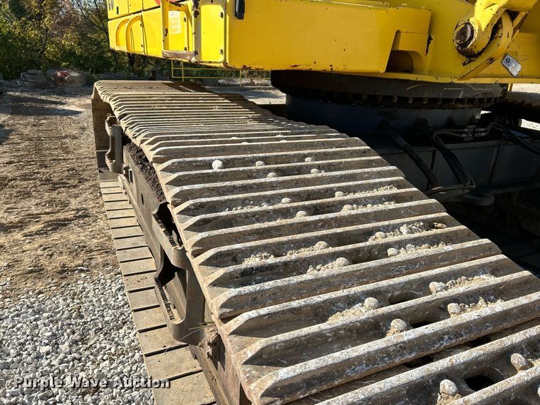 image for item NR9028 2000 New Holland EC600  excavator