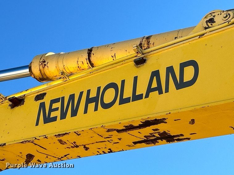 image for item NR9028 2000 New Holland EC600  excavator