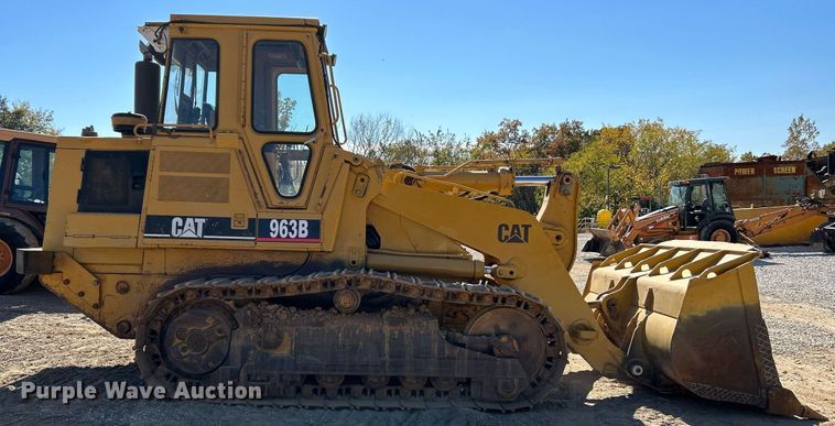 image for item NR9270 1997 Caterpillar 963B  track loader
