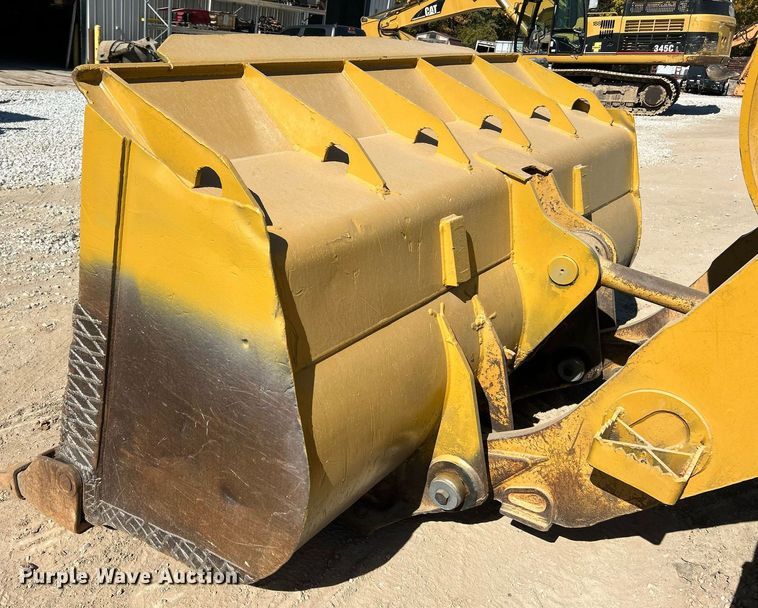 image for item NR9270 1997 Caterpillar 963B  track loader