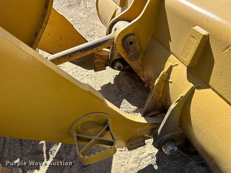 image for item NR9270 1997 Caterpillar 963B  track loader