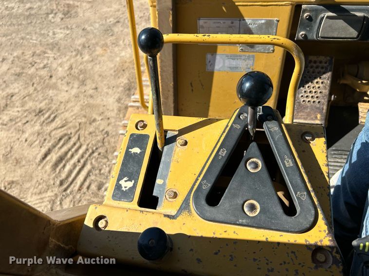 image for item NR9270 1997 Caterpillar 963B  track loader