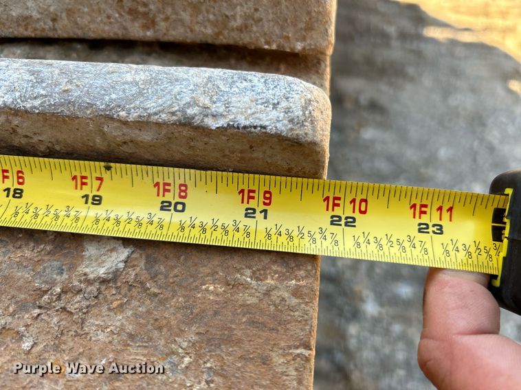 image for item NR9270 1997 Caterpillar 963B  track loader