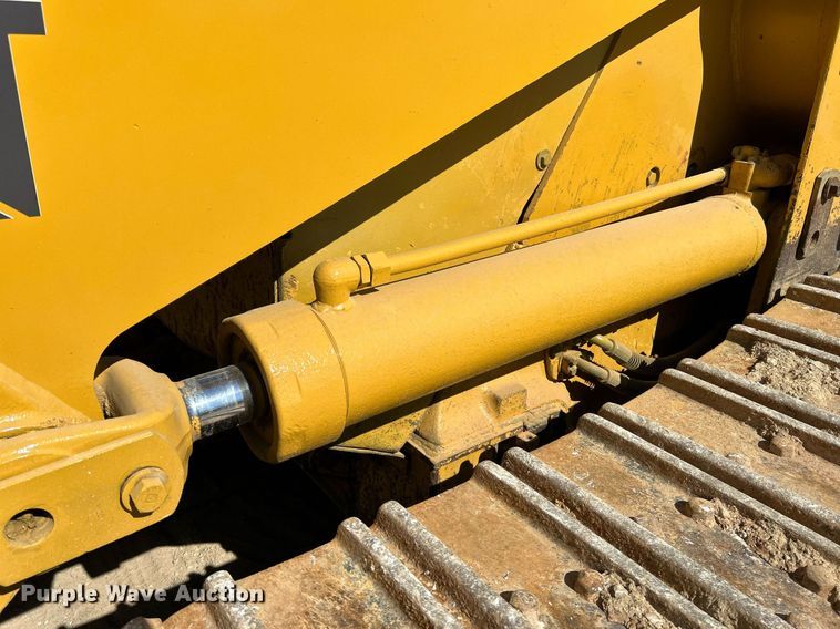 image for item NR9270 1997 Caterpillar 963B  track loader