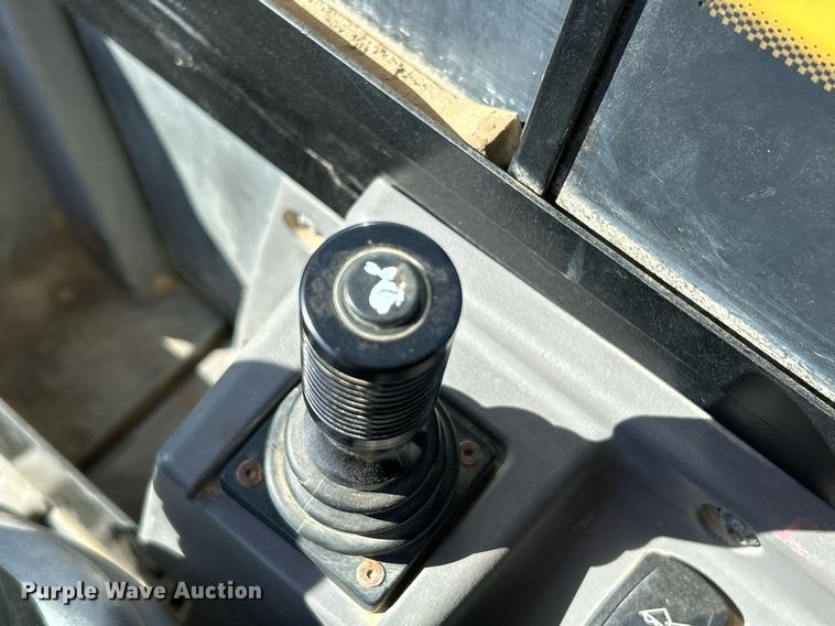 image for item NR9271 2015 JCB 67C-1  mini excavator