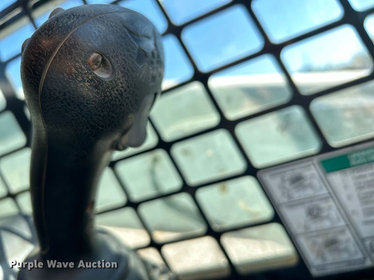 image for item NR9273 2017 Bobcat T750  tracked skid steer loader