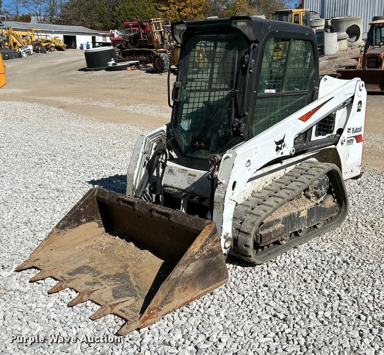 image for item NR9274 2019 Bobcat T450  tracked skid steer loader