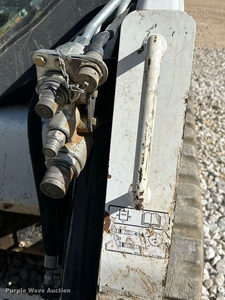 image for item NR9274 2019 Bobcat T450  tracked skid steer loader