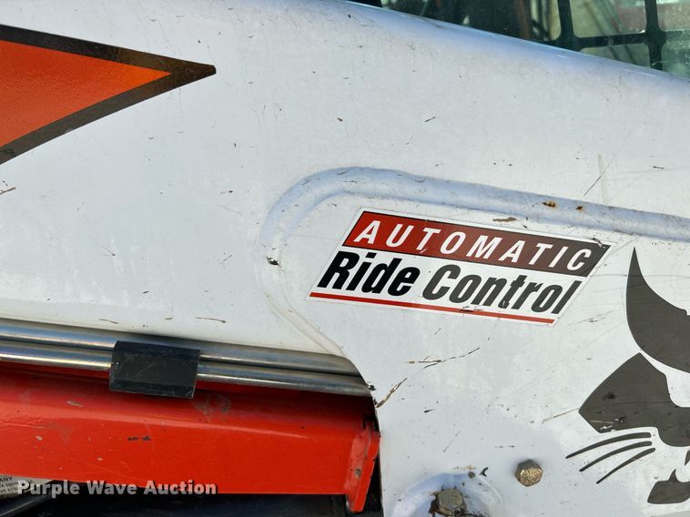 image for item NR9274 2019 Bobcat T450  tracked skid steer loader