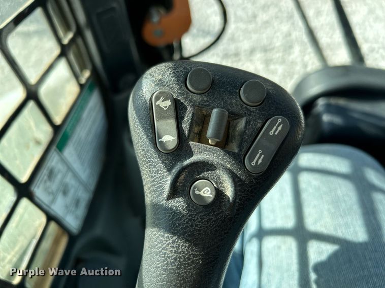 image for item NR9274 2019 Bobcat T450  tracked skid steer loader