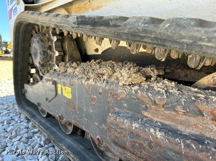 image for item NR9274 2019 Bobcat T450  tracked skid steer loader