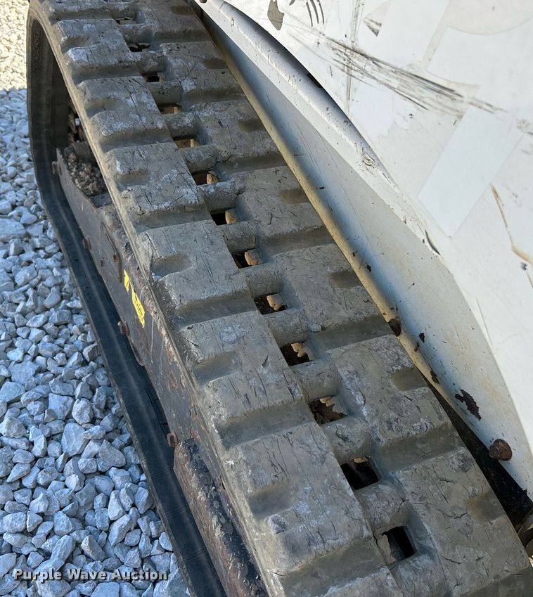 image for item NR9274 2019 Bobcat T450  tracked skid steer loader
