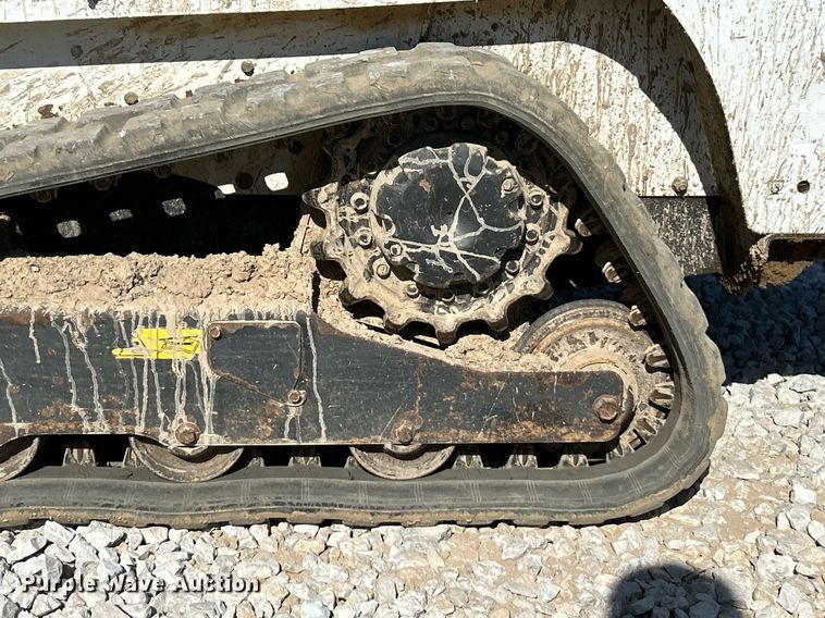 image for item NR9274 2019 Bobcat T450  tracked skid steer loader