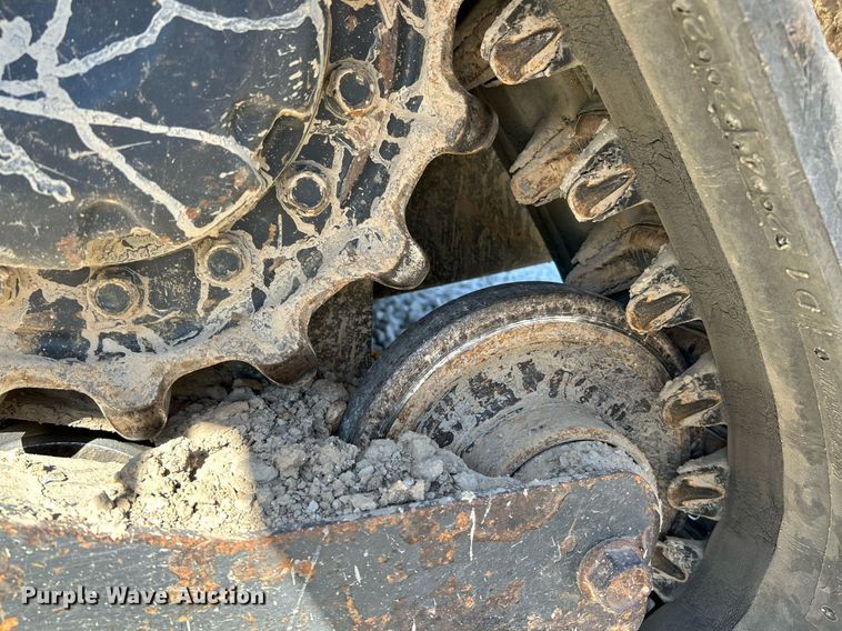 image for item NR9274 2019 Bobcat T450  tracked skid steer loader