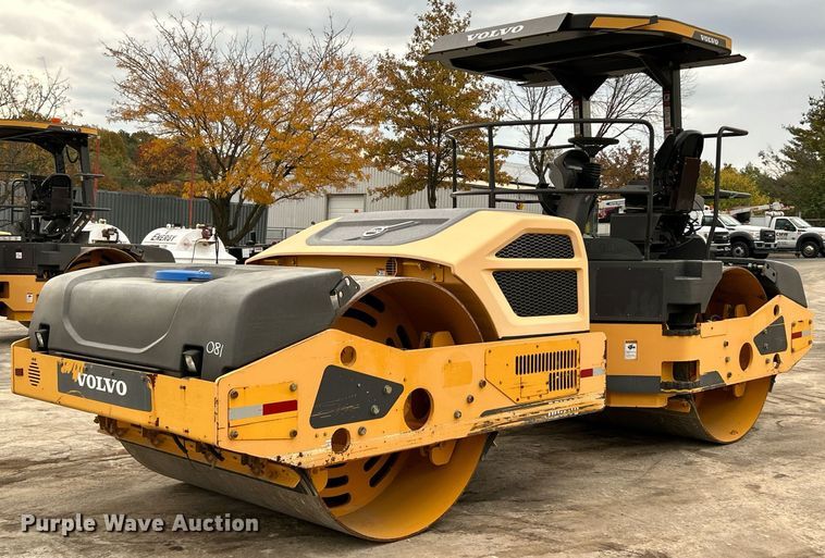 image for item NR9276 2015 Volvo DD120B  double drum roller