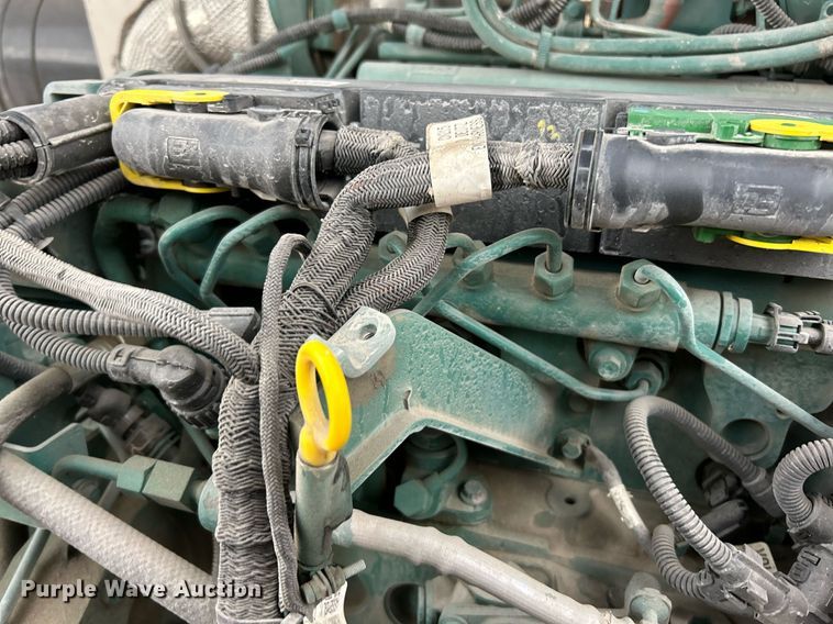 image for item NR9276 2015 Volvo DD120B  double drum roller