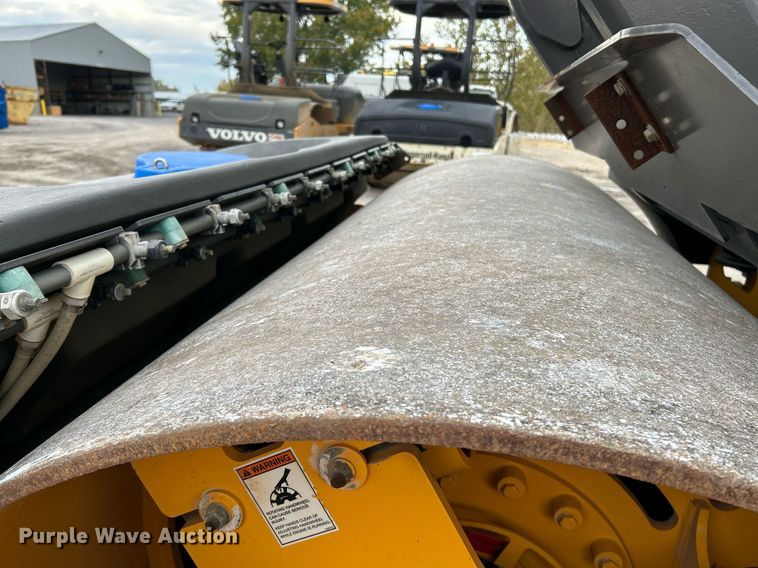 image for item NR9276 2015 Volvo DD120B  double drum roller