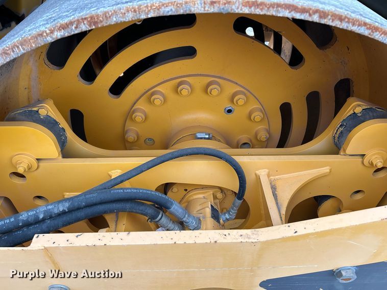 image for item NR9276 2015 Volvo DD120B  double drum roller