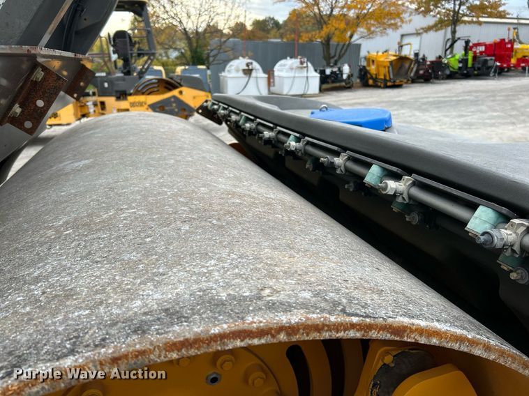 image for item NR9276 2015 Volvo DD120B  double drum roller