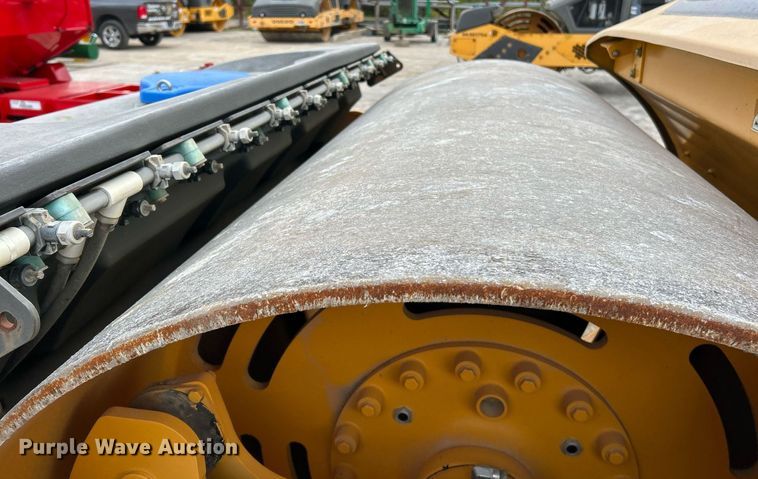 image for item NR9276 2015 Volvo DD120B  double drum roller