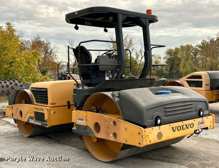 image for item NR9277 2016 Volvo DD140 HF 8 Amplitude  double drum roller