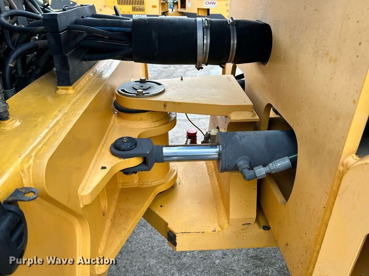 image for item NR9277 2016 Volvo DD140 HF 8 Amplitude  double drum roller