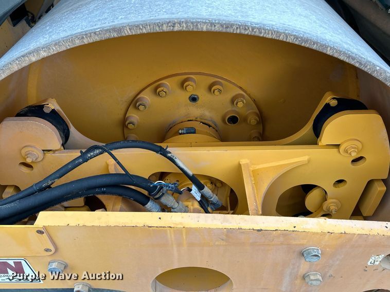 image for item NR9277 2016 Volvo DD140 HF 8 Amplitude  double drum roller