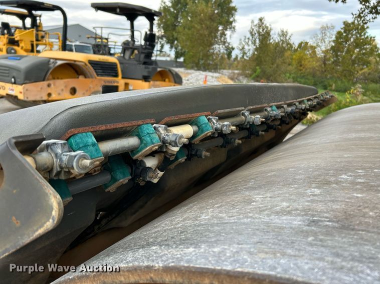 image for item NR9277 2016 Volvo DD140 HF 8 Amplitude  double drum roller