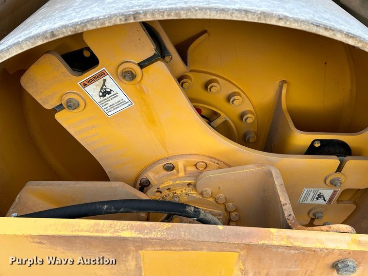 image for item NR9277 2016 Volvo DD140 HF 8 Amplitude  double drum roller