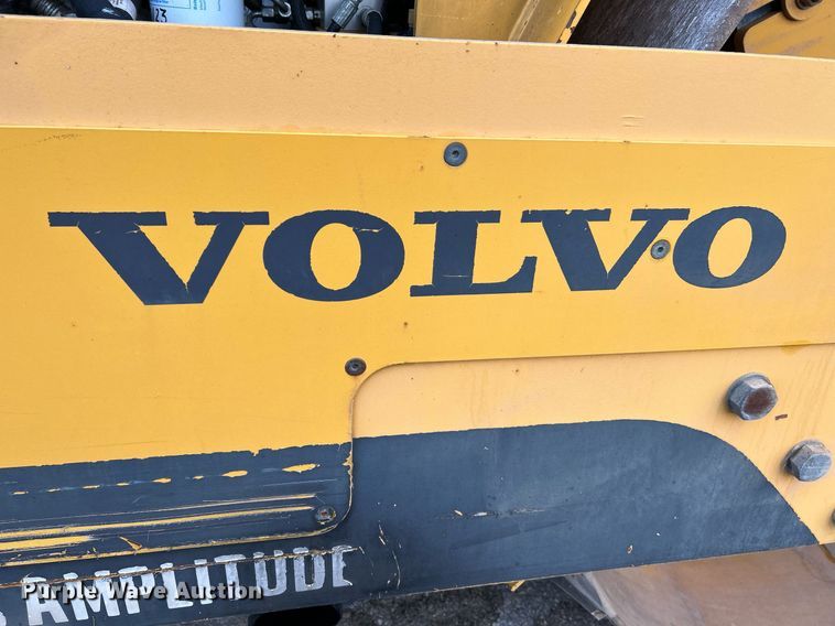 image for item NR9277 2016 Volvo DD140 HF 8 Amplitude  double drum roller