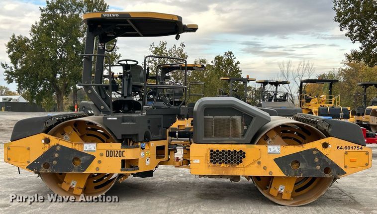 image for item NR9278 2017 Volvo DD120C  double drum roller