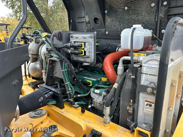 image for item NR9278 2017 Volvo DD120C  double drum roller