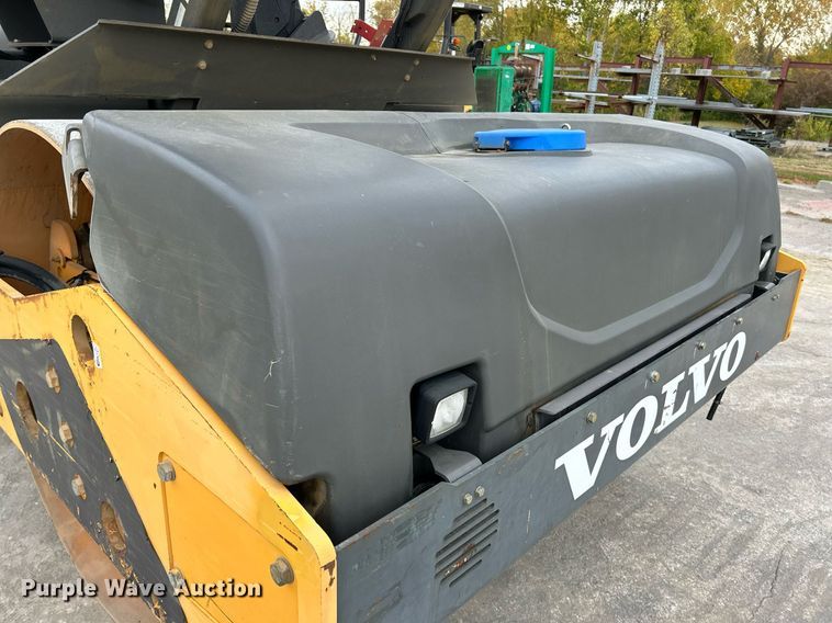 image for item NR9278 2017 Volvo DD120C  double drum roller