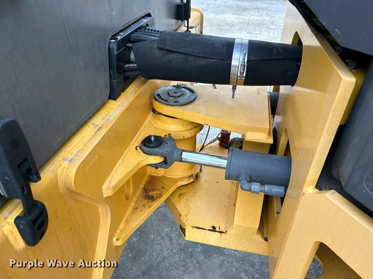 image for item NR9278 2017 Volvo DD120C  double drum roller