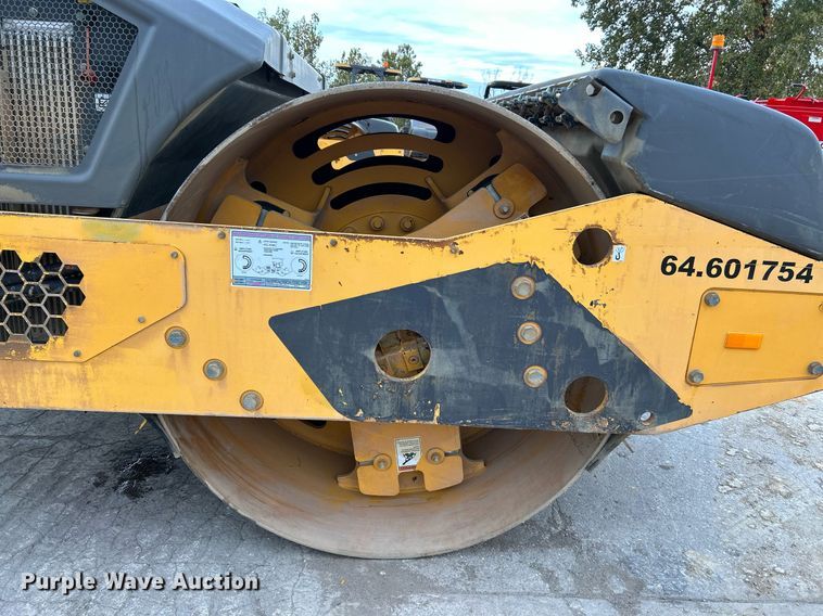 image for item NR9278 2017 Volvo DD120C  double drum roller