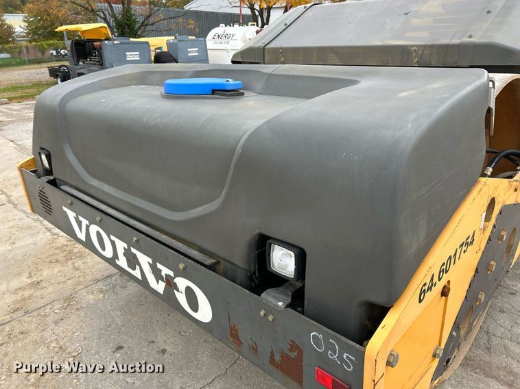 image for item NR9278 2017 Volvo DD120C  double drum roller