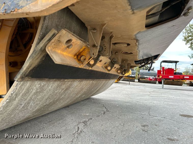 image for item NR9278 2017 Volvo DD120C  double drum roller