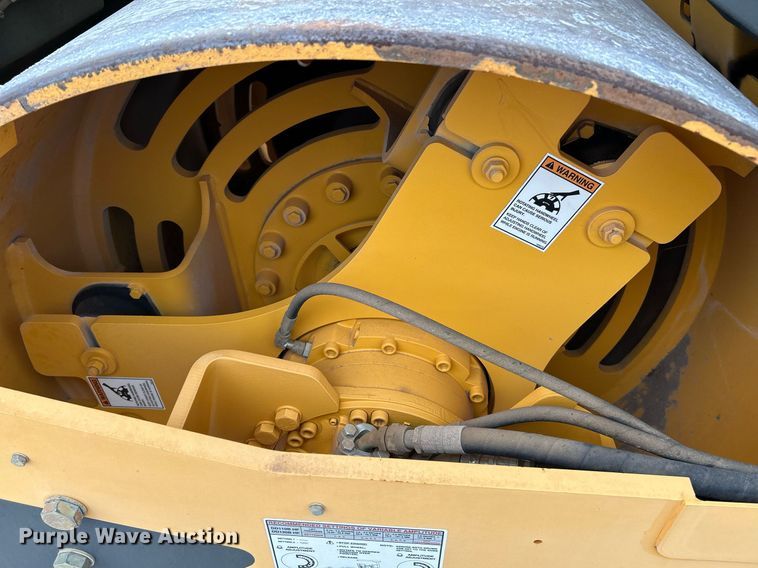 image for item NR9279 2016 Volvo DD120B  double drum roller