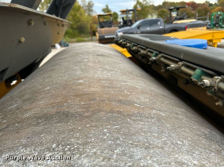 image for item NR9279 2016 Volvo DD120B  double drum roller
