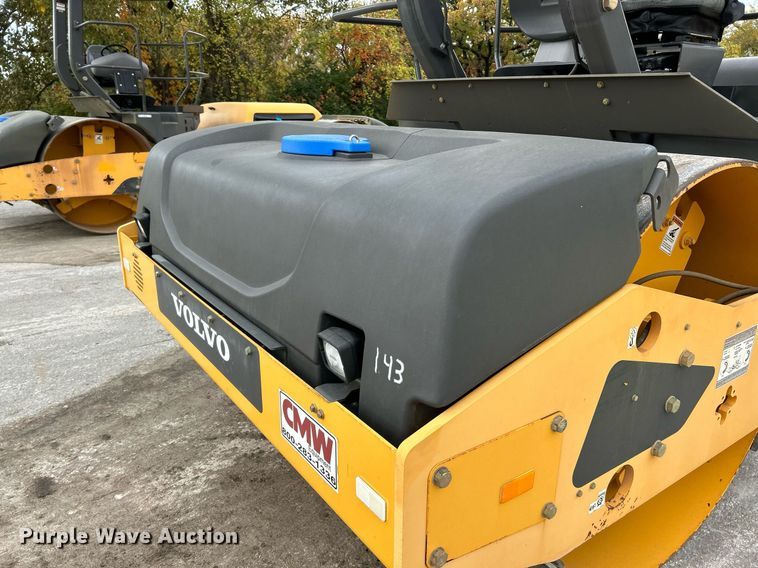 image for item NR9279 2016 Volvo DD120B  double drum roller