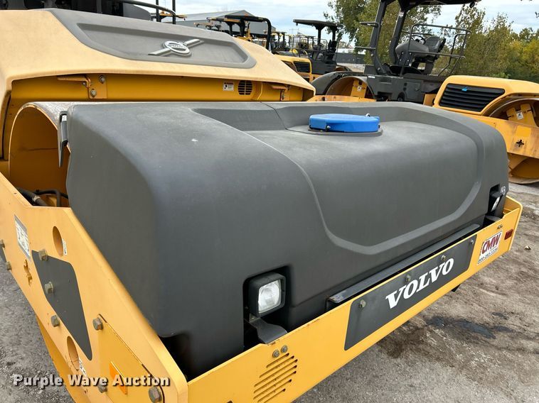 image for item NR9279 2016 Volvo DD120B  double drum roller