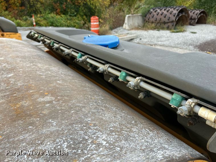 image for item NR9279 2016 Volvo DD120B  double drum roller